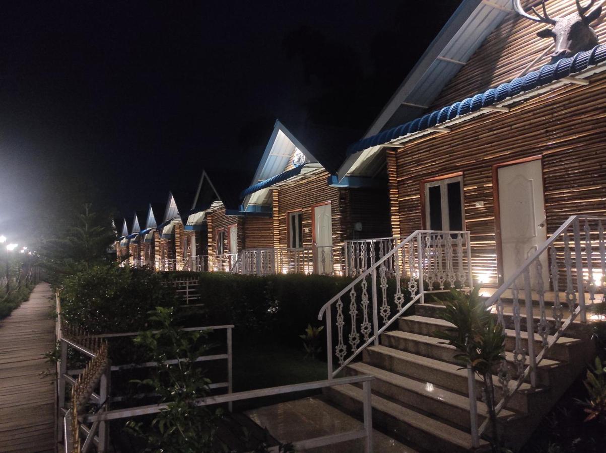 Changs Resort Kaharpara Eksteriør billede
