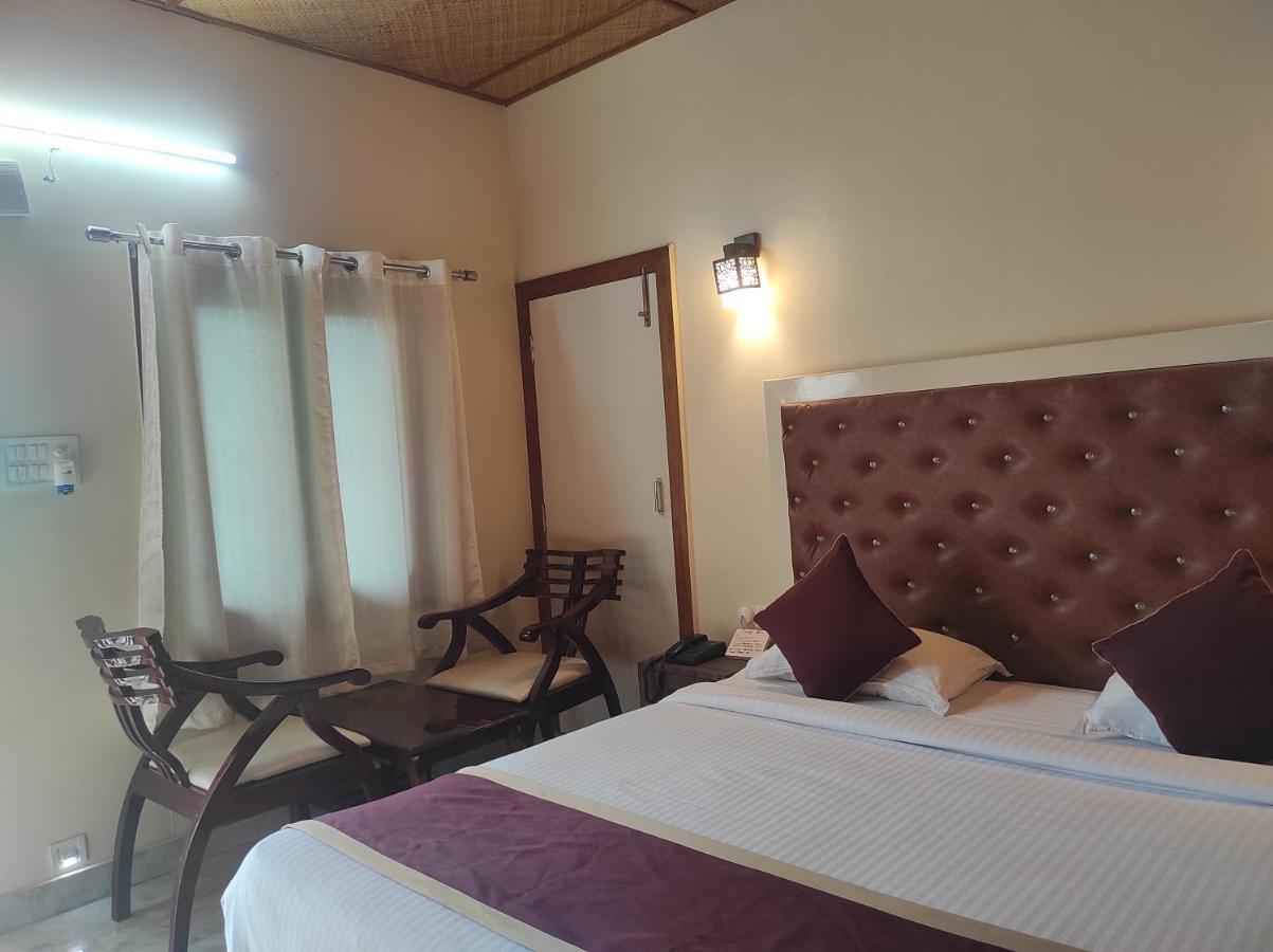 Changs Resort Kaharpara Eksteriør billede